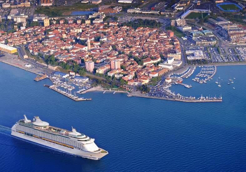 Koper Center Apartment Esterno foto