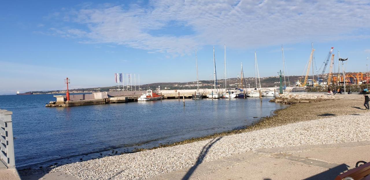 Koper Center Apartment Esterno foto